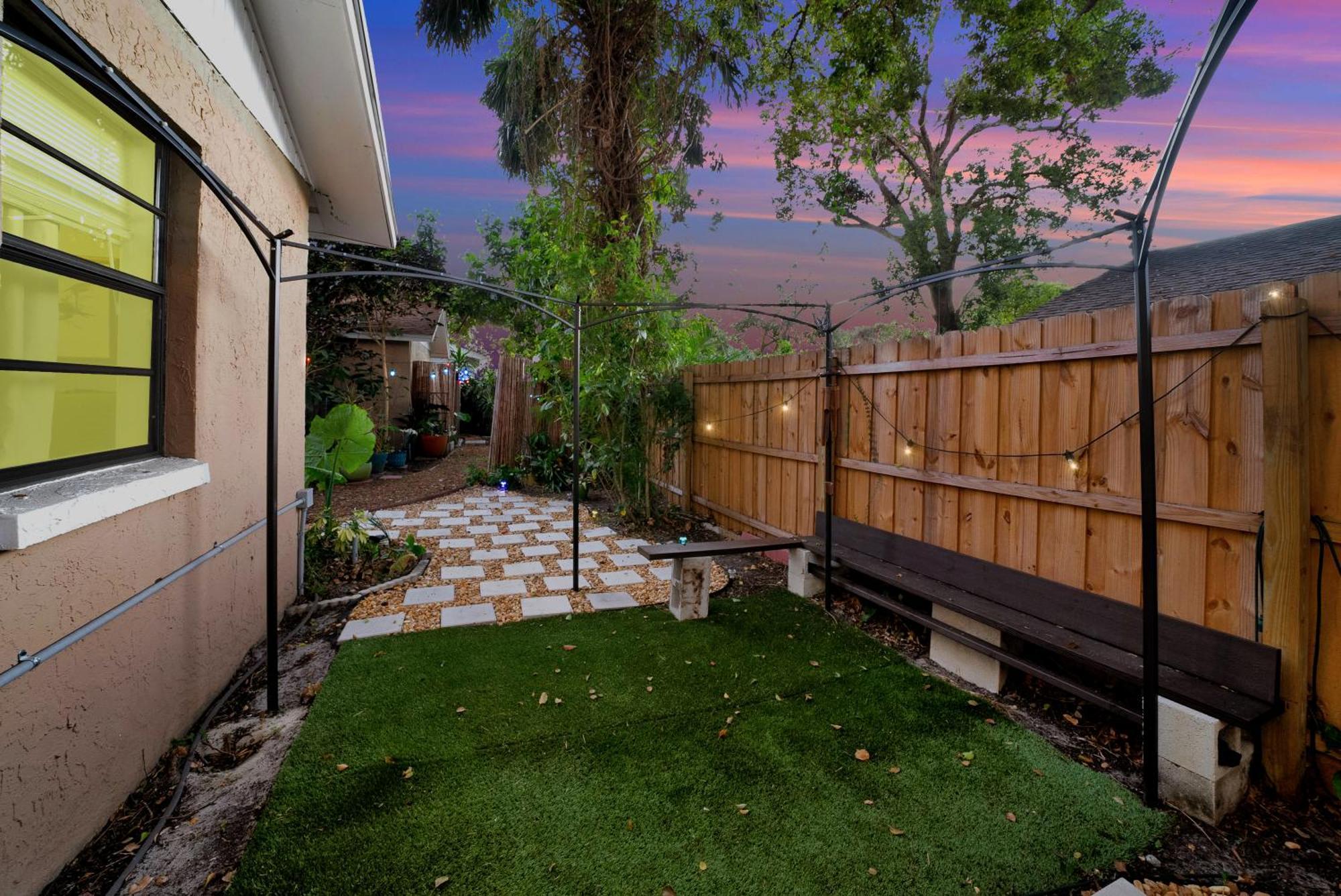 Zen Jungle House By Busch Gardens Sleeps 12 With Outdoor Games & Detached Play Space! Tampa Eksteriør billede