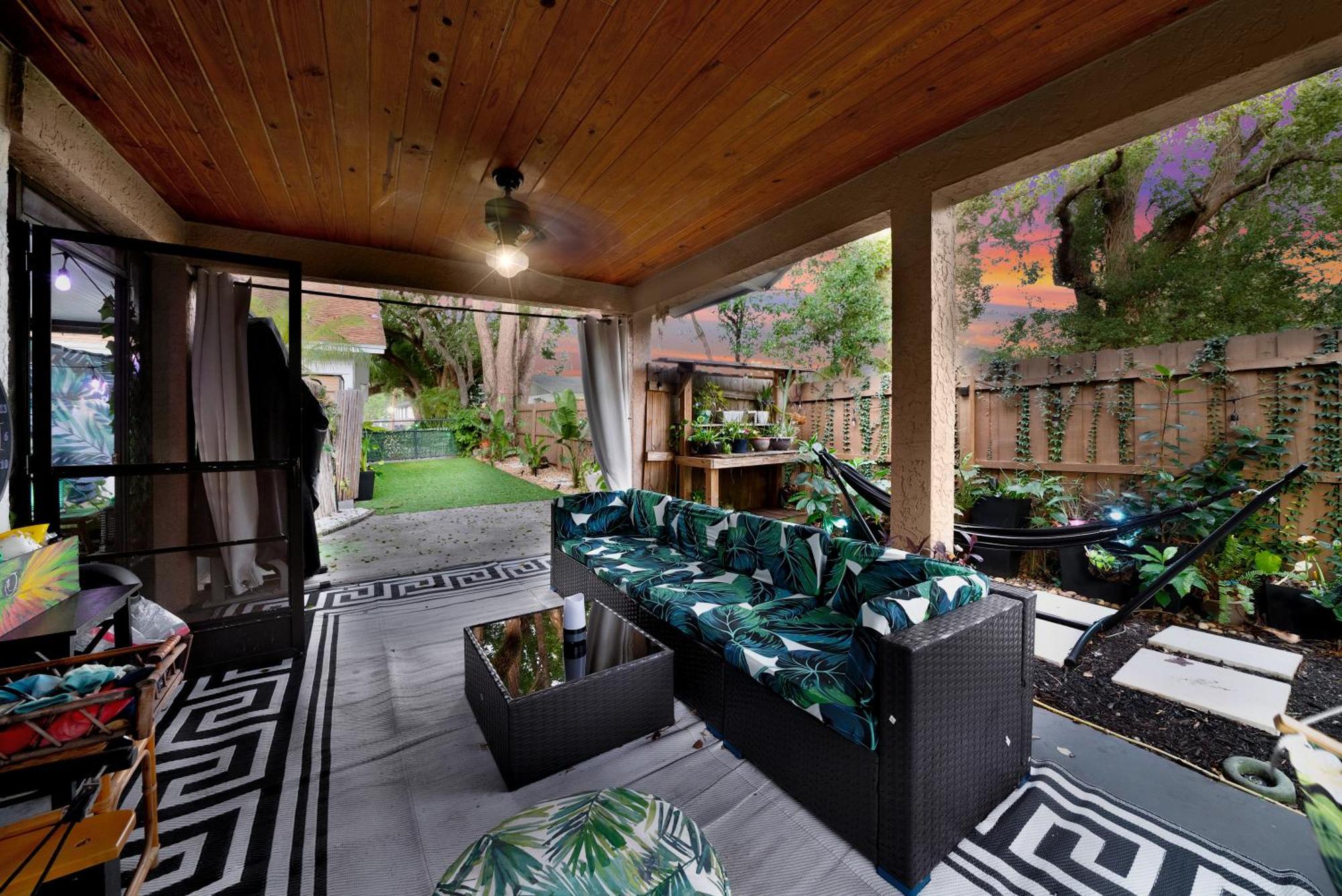 Zen Jungle House By Busch Gardens Sleeps 12 With Outdoor Games & Detached Play Space! Tampa Eksteriør billede