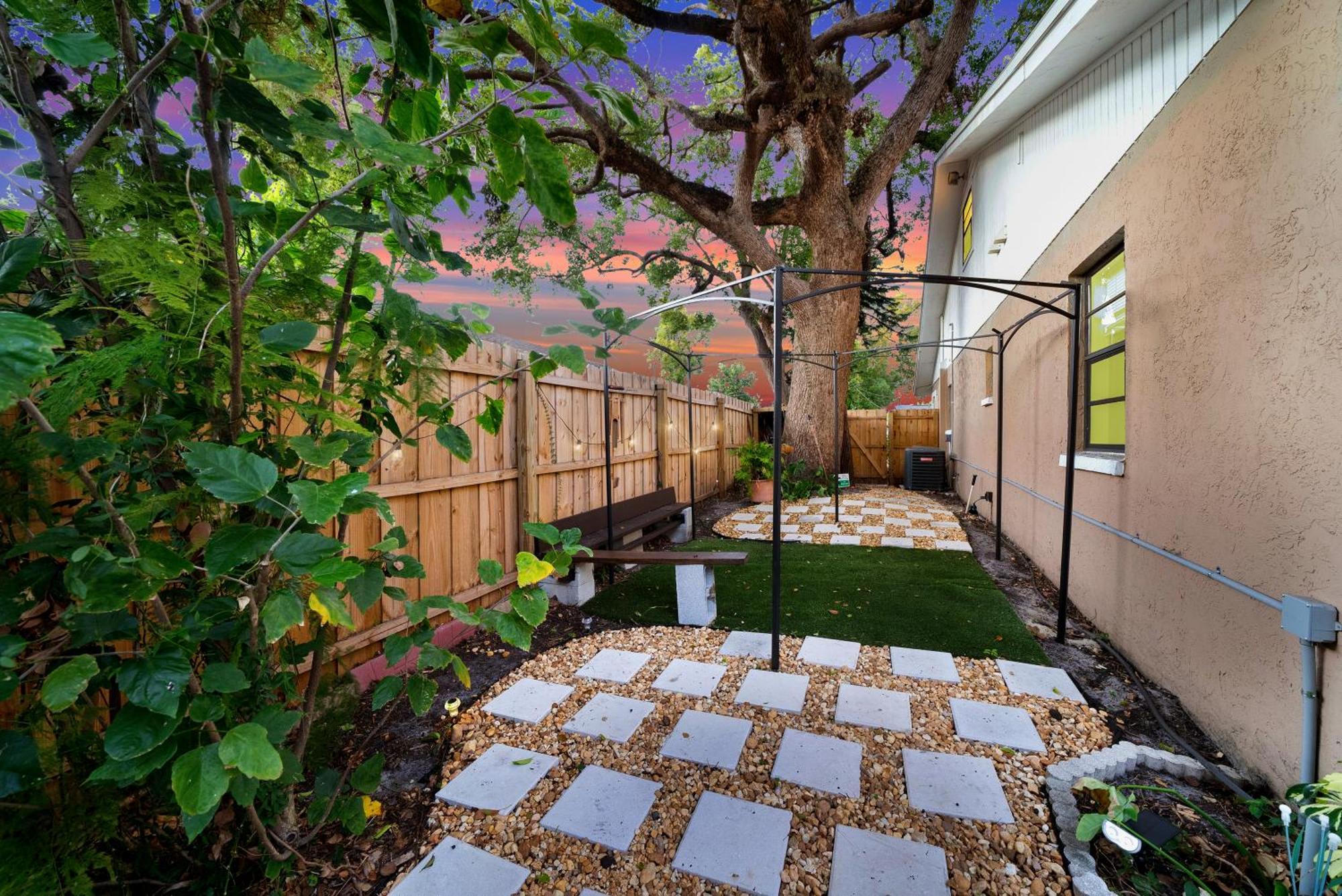 Zen Jungle House By Busch Gardens Sleeps 12 With Outdoor Games & Detached Play Space! Tampa Eksteriør billede