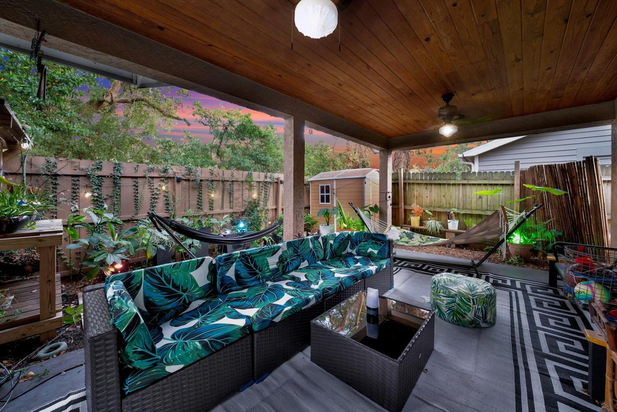 Zen Jungle House By Busch Gardens Sleeps 12 With Outdoor Games & Detached Play Space! Tampa Eksteriør billede